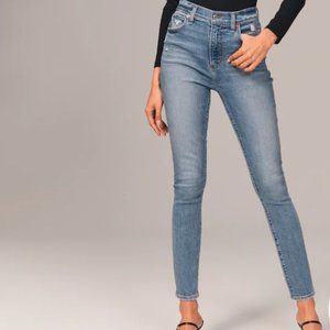 ABERCROMBIE AND FITCH High Rise Super Skinny Ankle Jean